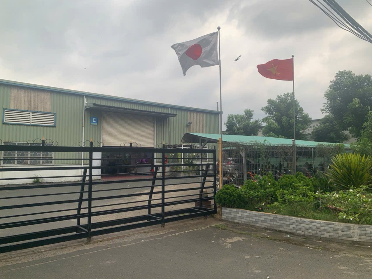 Outer view of gate.jpg